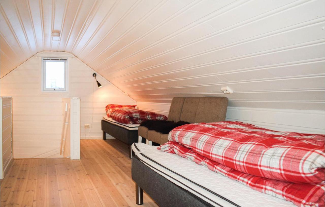 5 Bedroom Cozy Home In Norheimsund Exterior photo